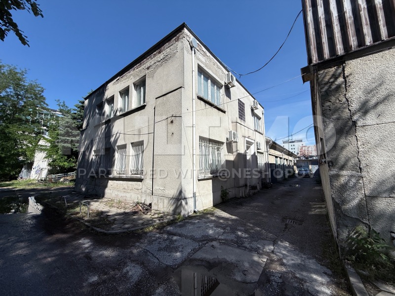 For Sale  Plot Plovdiv , Industrialna zona - Sever , 13239 sq.m | 99436488 - image [8]
