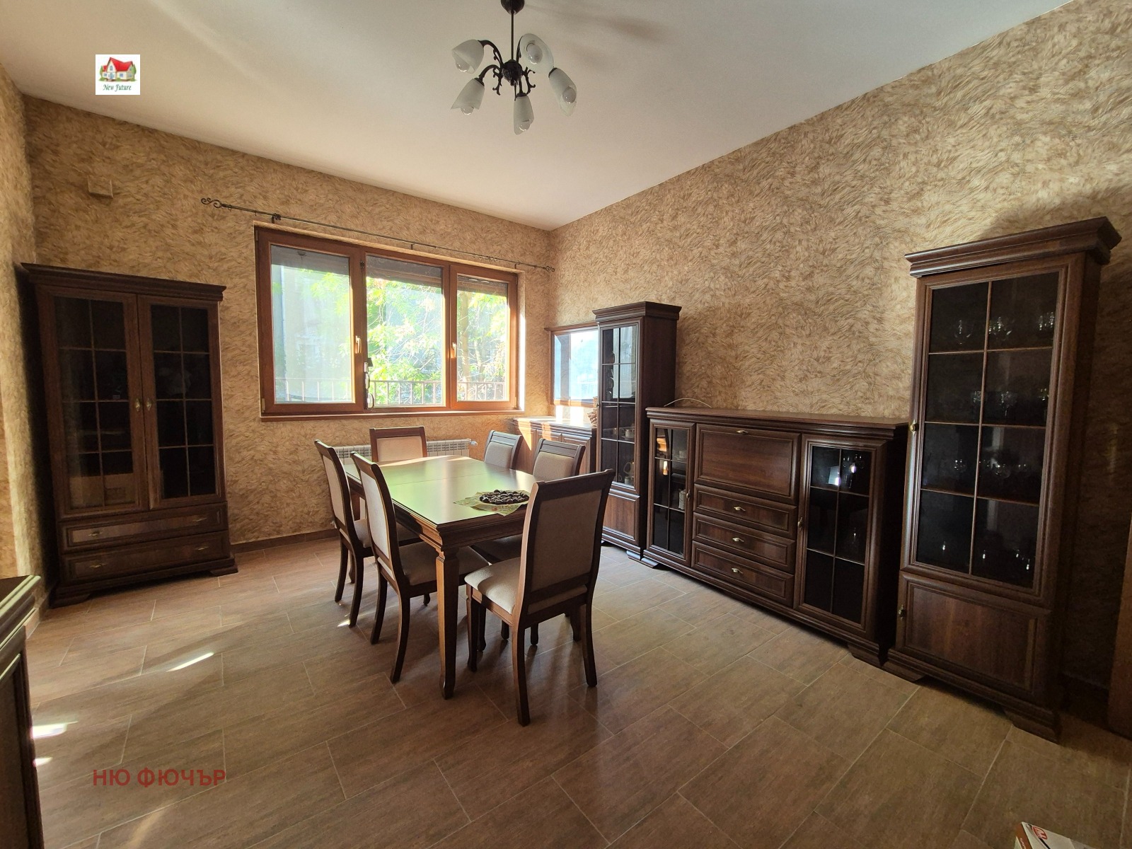 Продава 4-СТАЕН, гр. София, Център, снимка 2 - Апартаменти - 54638480
