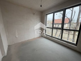 2 camere da letto Briz, Varna 8