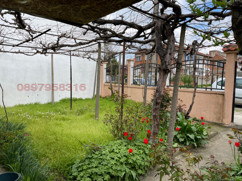 Продава КЪЩА, гр. Ямбол, Аврен, снимка 7 - Къщи - 52769900