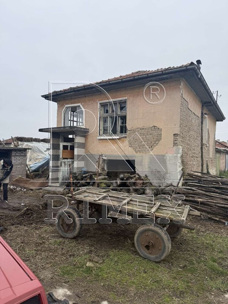 Продава КЪЩА, с. Момино село, област Пловдив, снимка 2 - Къщи - 53324238