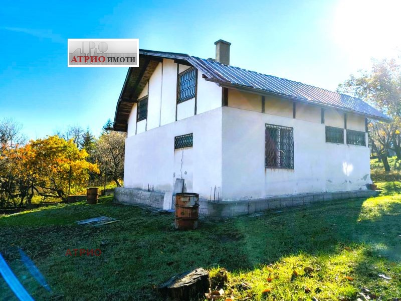 Продава КЪЩА, гр. София, с. Мало Бучино