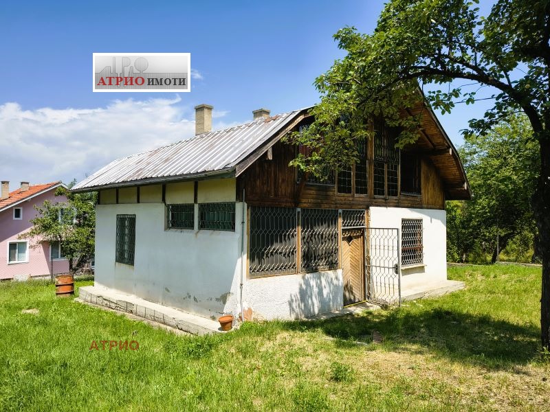 Продава КЪЩА, гр. София, с. Мало Бучино