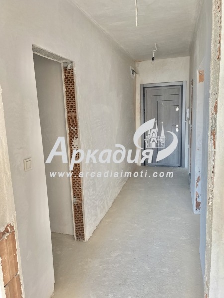 For Sale  1 bedroom Plovdiv , Hristo Smirnenski , 85 sq.m | 52659193 - image [10]