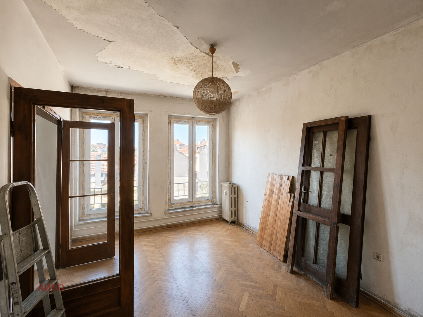Продава 4-СТАЕН, гр. София, Център, снимка 2 - Апартаменти - 56090534