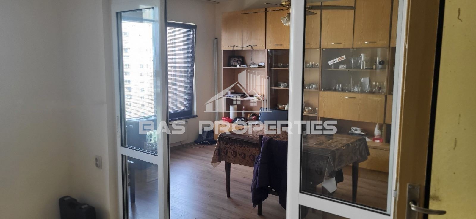 Продава МНОГОСТАЕН, гр. София, Люлин 3, снимка 2 - Апартаменти - 54447507