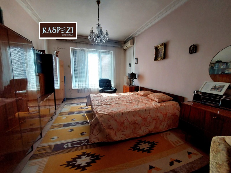 Satılık  1 yatak odası Sofia , Centar , 70 metrekare | 88494226 - görüntü [3]