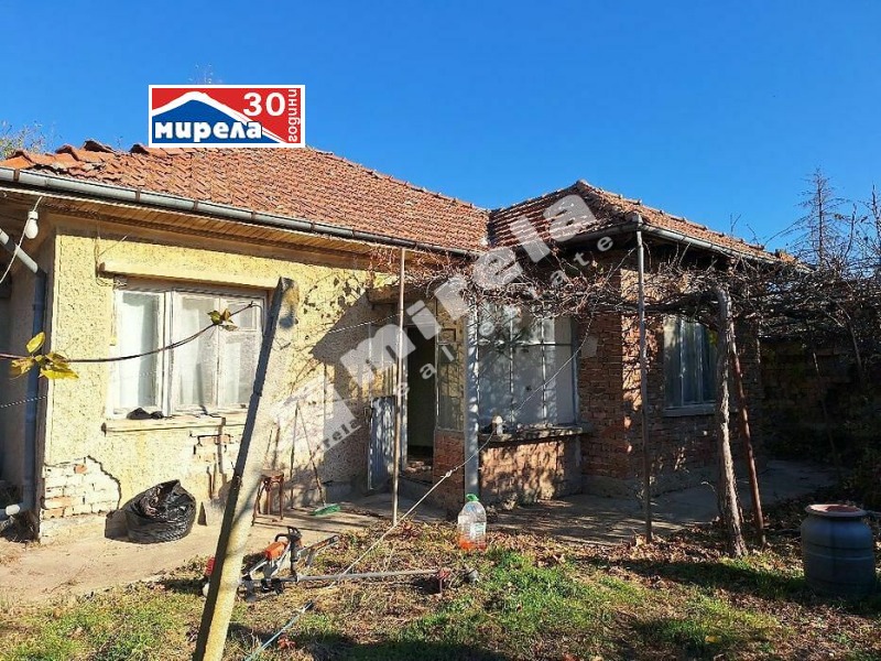 Na prodej  Dům oblast Veliko Tarnovo , Polikraište , 150 m2 | 43668596