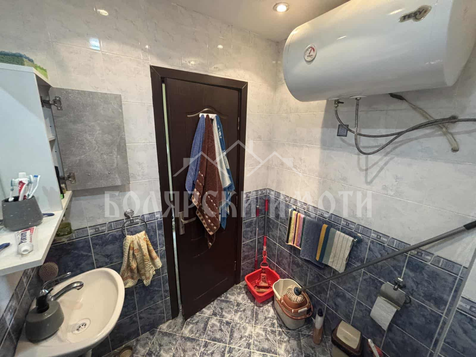 Продава 2-СТАЕН, гр. Велико Търново, Колю Фичето, снимка 10 - Апартаменти - 54909480