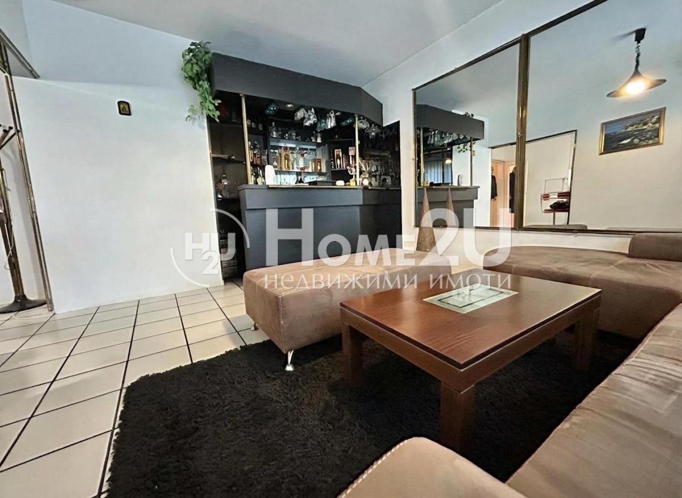 Продава 4-СТАЕН, гр. Варна, Възраждане 4