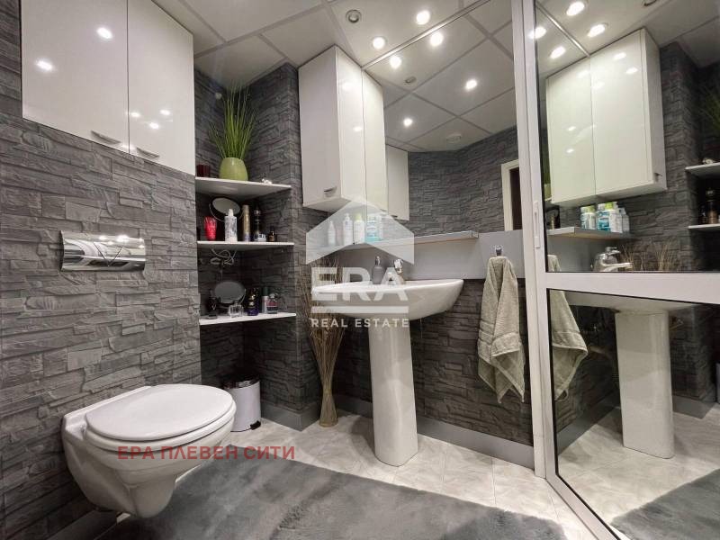 Продава 2-СТАЕН, гр. Плевен, Идеален център, снимка 3 - Апартаменти - 53186441