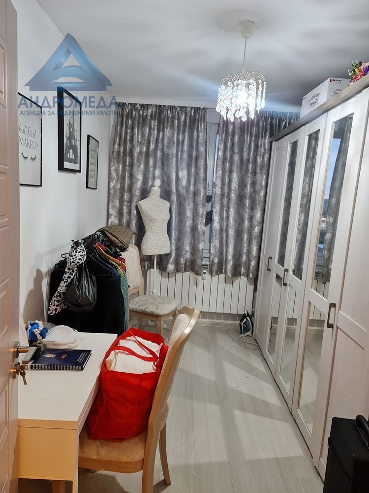 Продава  3-стаен град Плевен , Широк център , 72 кв.м | 29769473 - изображение [8]