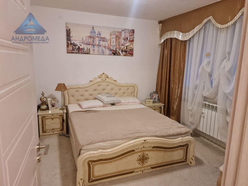 Продава  3-стаен град Плевен , Широк център , 72 кв.м | 29769473 - изображение [6]