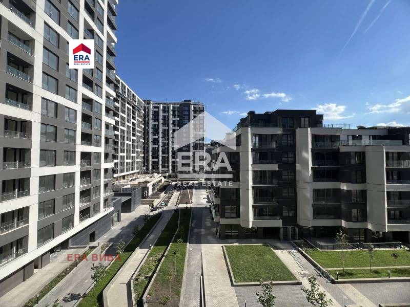 Till salu  2 sovrum Sofia , Banisjora , 101 kvm | 41917596