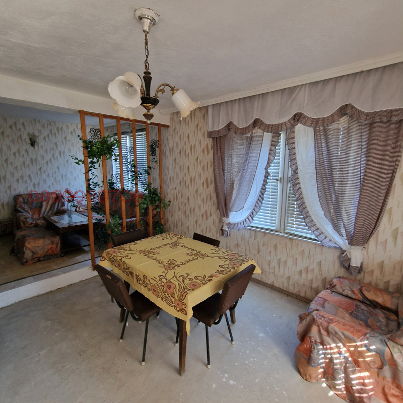 Продава КЪЩА, с. Ястребово, област Стара Загора, снимка 4 - Къщи - 52782909