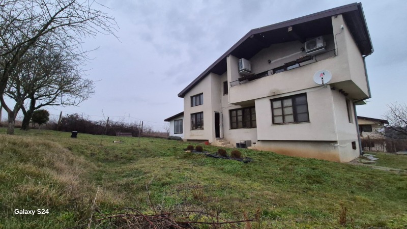 Продава КЪЩА, с. Яребична, област Варна, снимка 4 - Къщи - 53411018