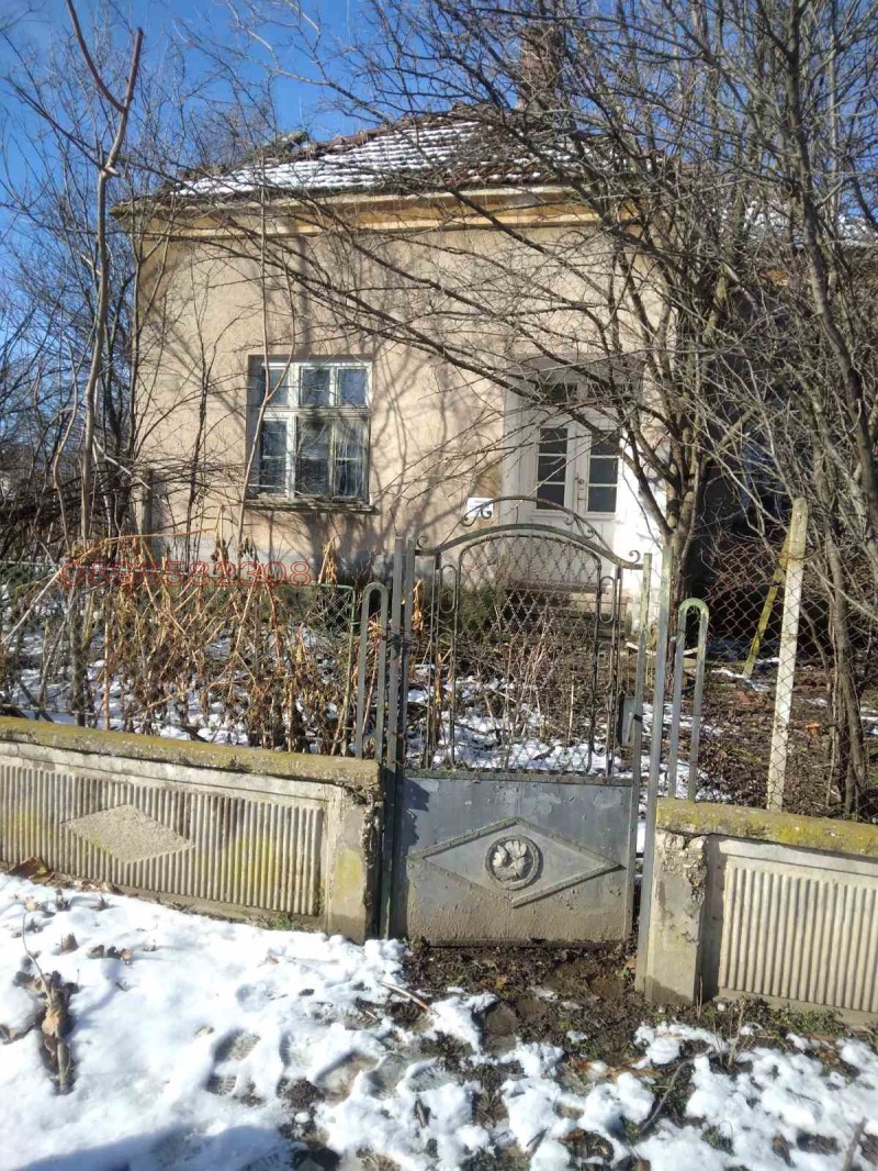Продава КЪЩА, гр. Вълчедръм, област Монтана, снимка 2 - Къщи - 53447080