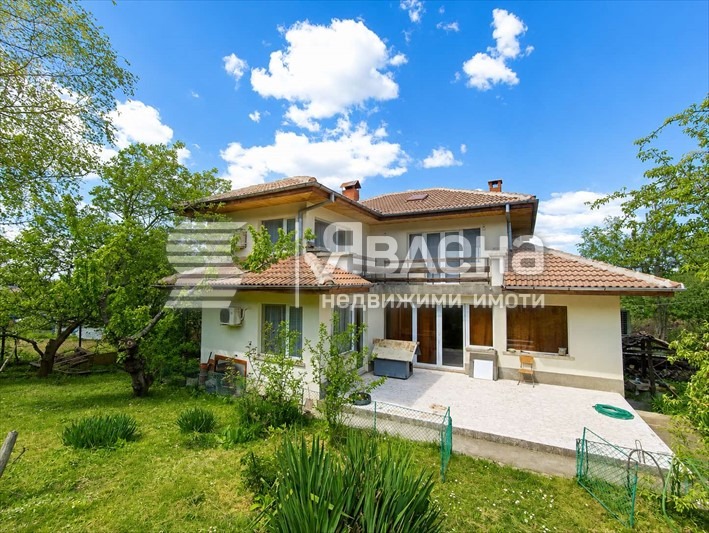 Продава КЪЩА, гр. София, в.з.Бункера