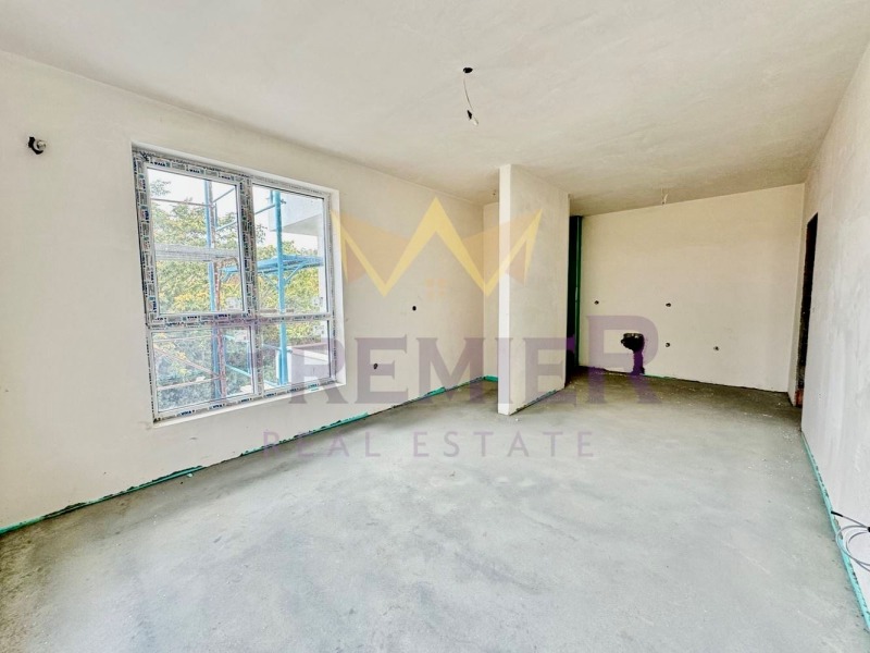 In vendita  1 camera da letto Varna , Izgrev , 60 mq | 79639744