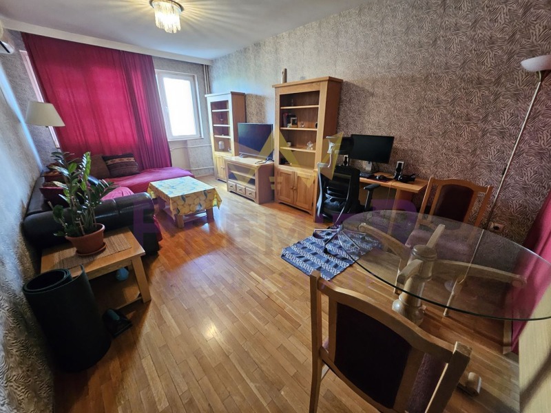 Продава 3-СТАЕН, гр. София, Разсадника, снимка 2 - Aпартаменти - 47234691