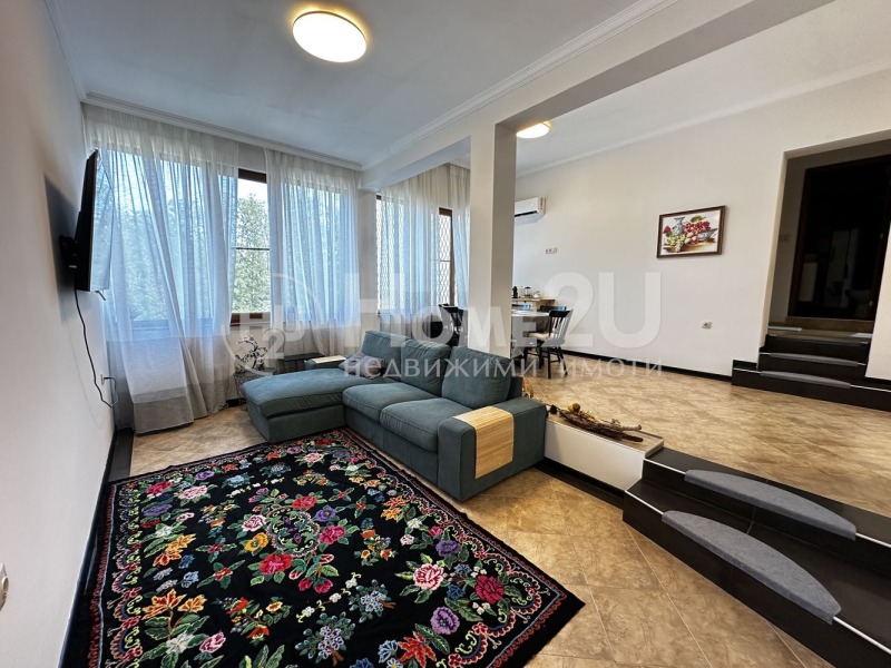 Продава  3-стаен град Варна , м-т Ален мак , 125 кв.м | 37585078