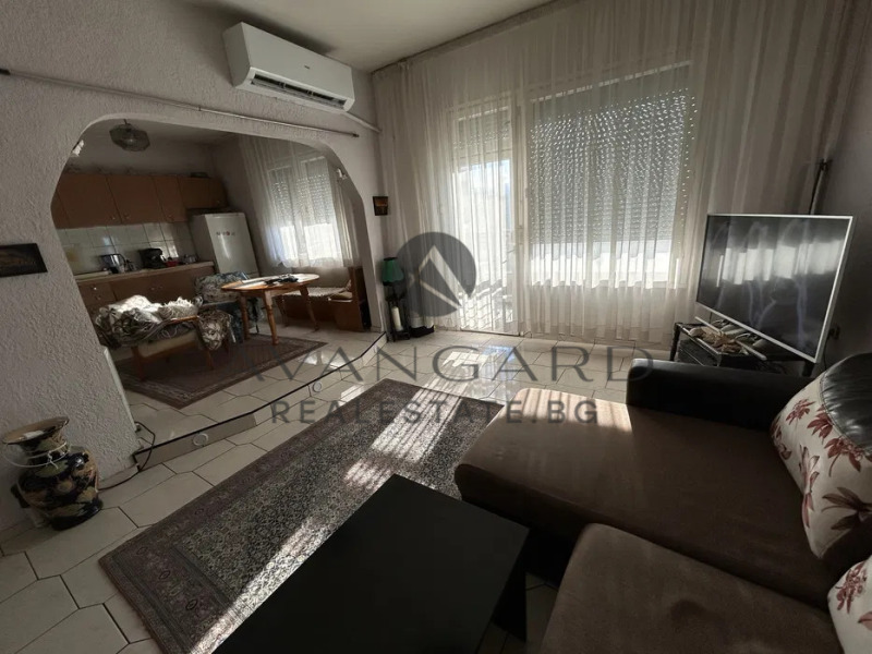 Продава 3-СТАЕН, гр. Пловдив, Тракия, снимка 2 - Апартаменти - 53162871