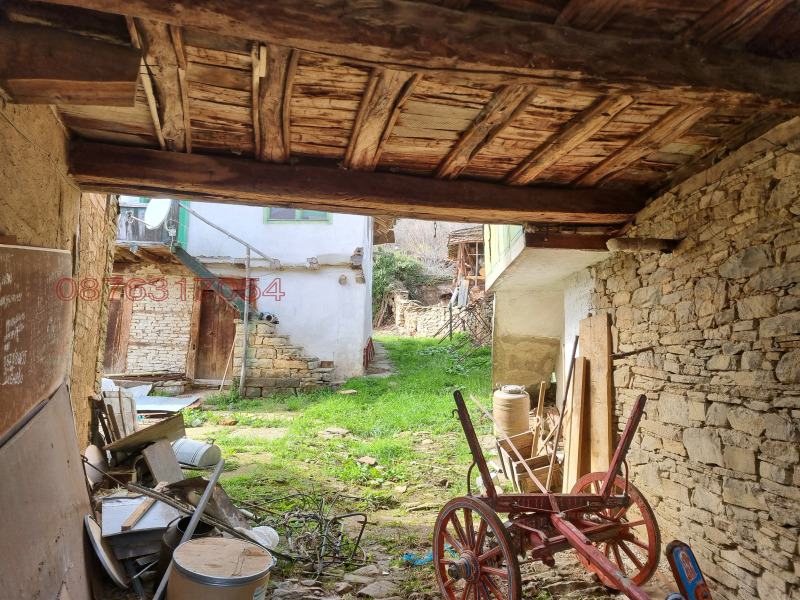 Продава КЪЩА, с. Врабево, област Ловеч, снимка 2 - Къщи - 52784887