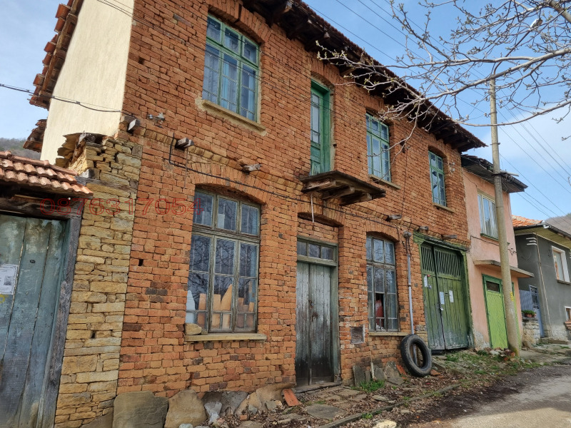 Продава КЪЩА, с. Врабево, област Ловеч, снимка 3 - Къщи - 52784887