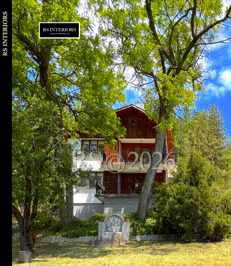 Продава КЪЩА, гр. Годеч, област София област