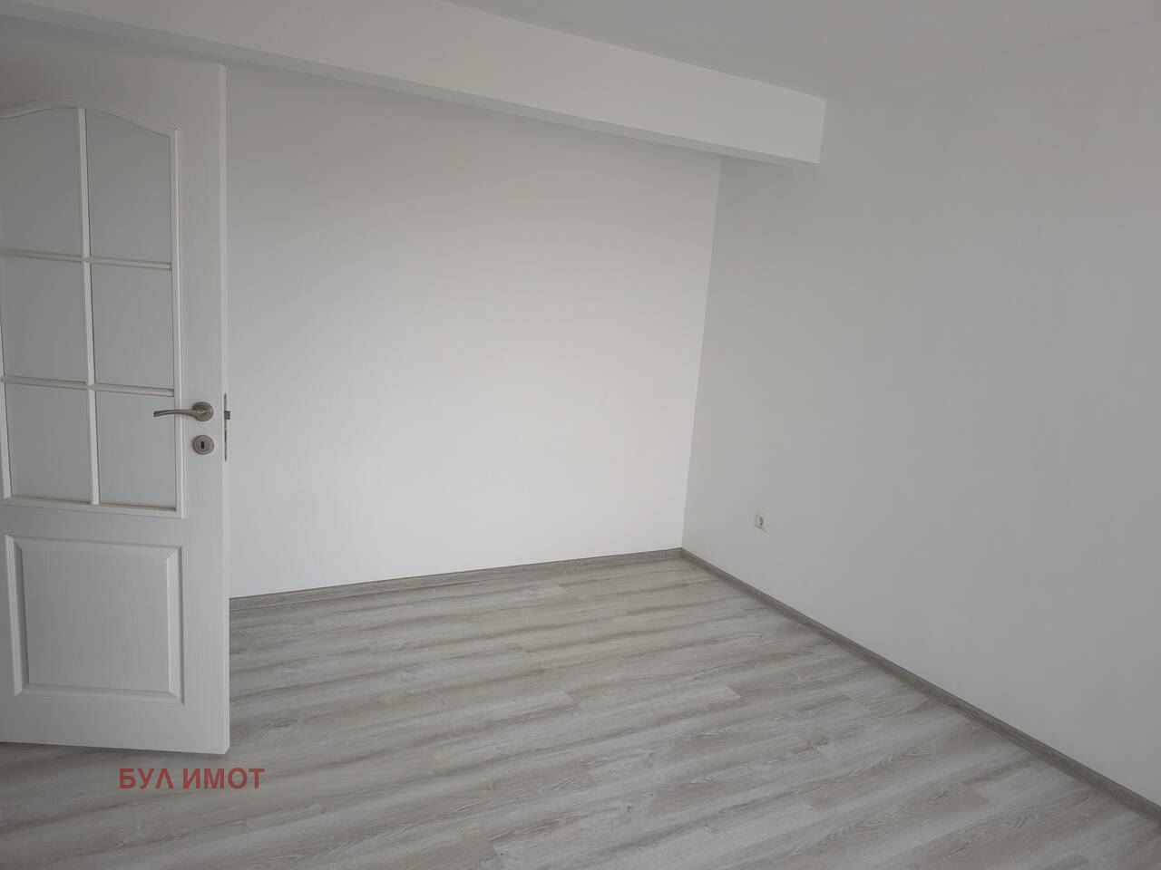 Продава 1-СТАЕН, гр. Варна, Колхозен пазар, снимка 2 - Апартаменти - 53869397