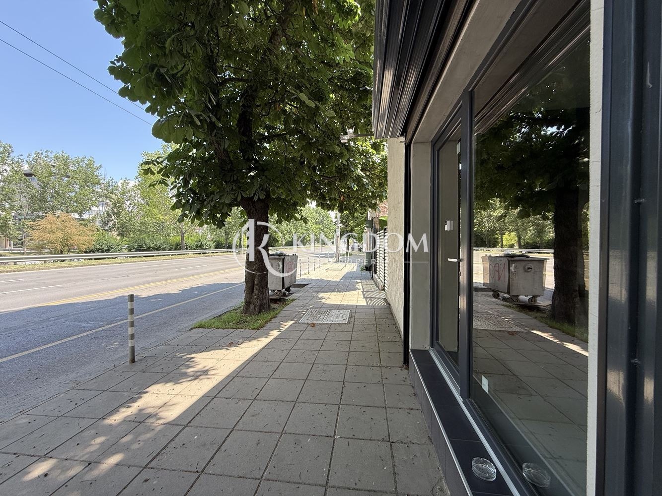 Продава МАГАЗИН, гр. София, Център, снимка 3 - Магазини - 56001856