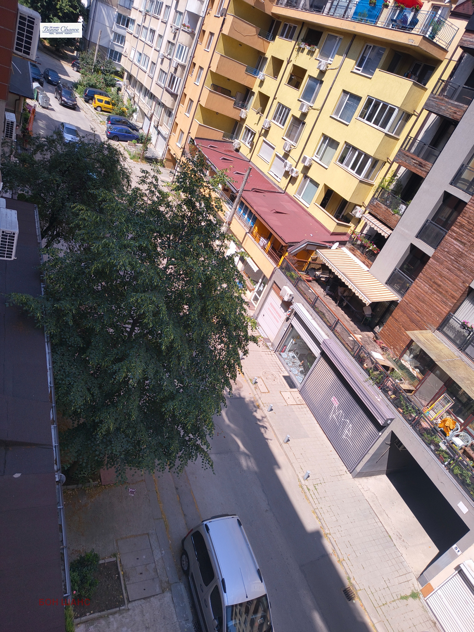 Продава ГАРАЖ, ПАРКОМЯСТО, гр. София, Борово, снимка 2 - Гаражи и паркоместа - 55231104