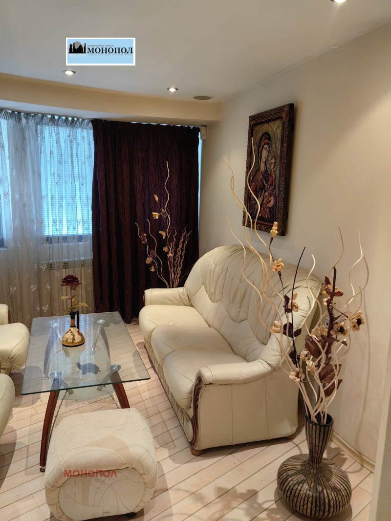 Продава 3-СТАЕН в град Перник, Център - 90 кв.м / 166 500 € » 325 645.70 лв., МОНОПОЛ
