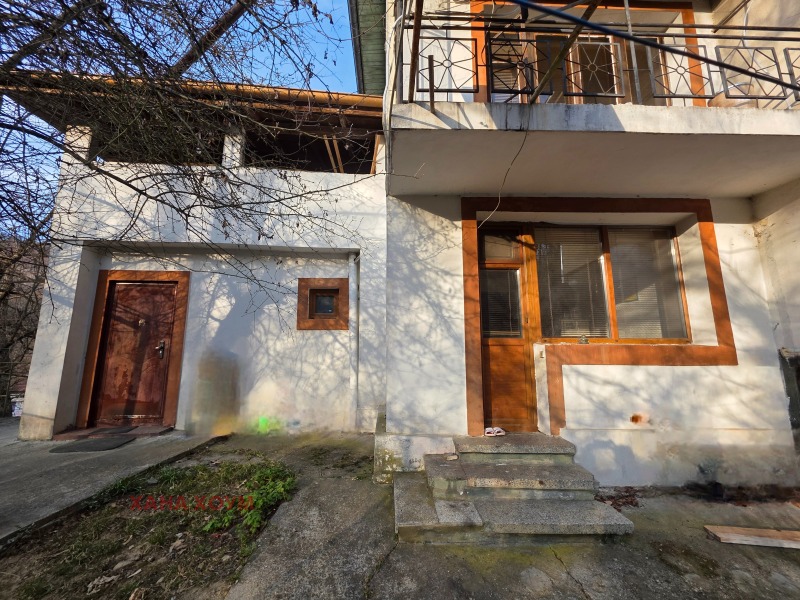 Продава КЪЩА в област Ловеч, гр. Троян - 136 кв.м / 77 000 € » 150 598.91 лв., ХАНА ХОУМ