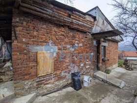 Продажба на имоти в гр. Трявна, област Габрово — страница 4 - изображение 11 