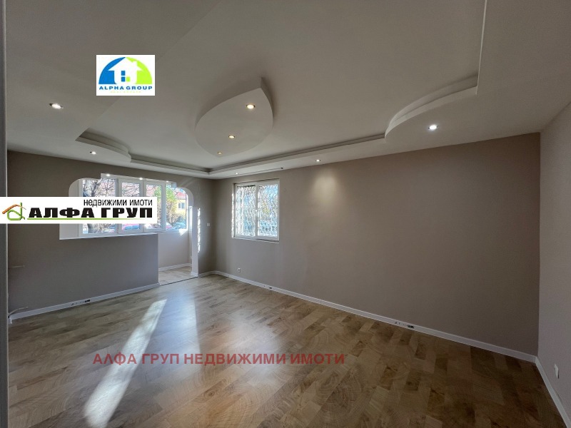 Продава 2-СТАЕН, гр. София, Света Троица, снимка 2 - Апартаменти - 52798169