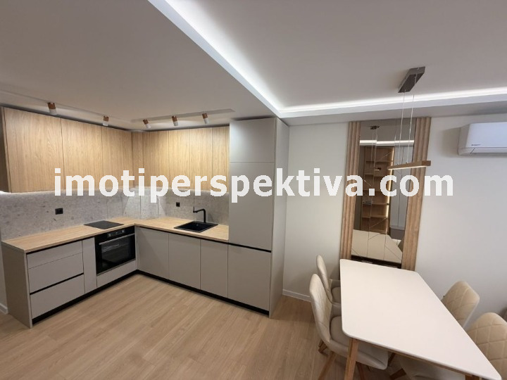 Продава 2-СТАЕН, гр. Пловдив, Кючук Париж, снимка 3 - Апартаменти - 54223904