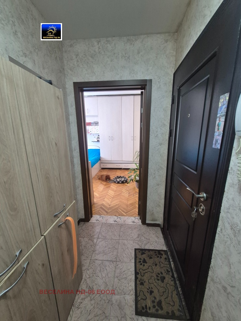 Продава 3-СТАЕН, гр. Добрич, Център, снимка 3 - Апартаменти - 53161572