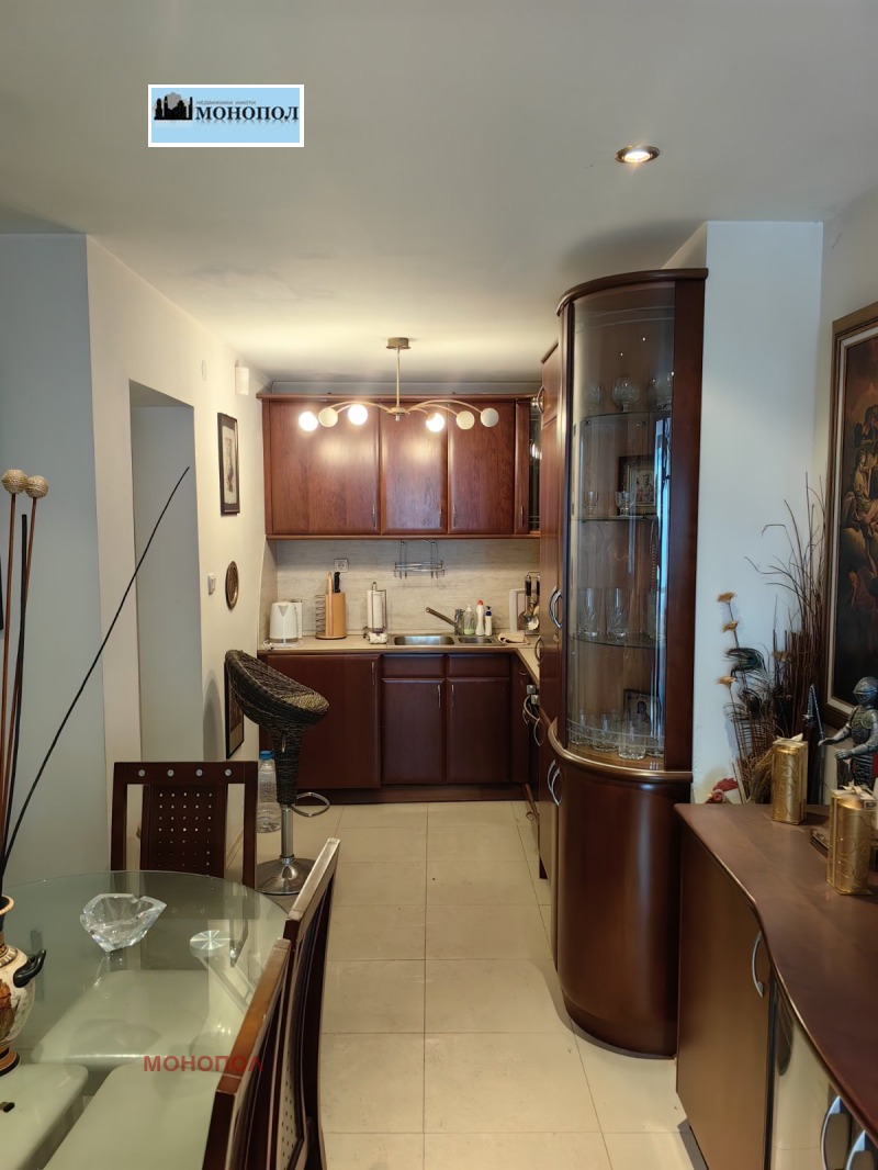 Продава 3-СТАЕН, гр. Перник, Център, снимка 4 - Апартаменти - 53335074