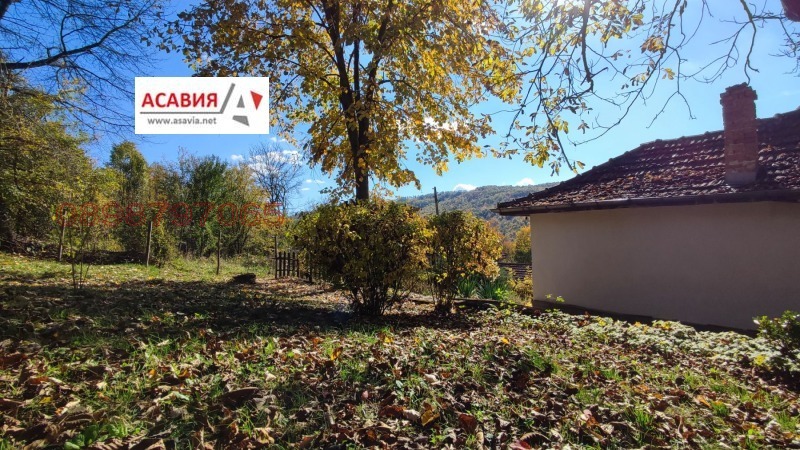 Продава КЪЩА, с. Сопот, област Ловеч