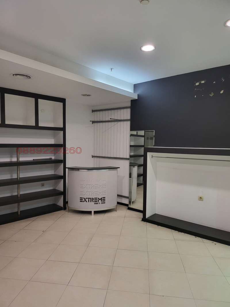 Продава МАГАЗИН, гр. Пловдив, Център, снимка 8 - Магазини - 52956526