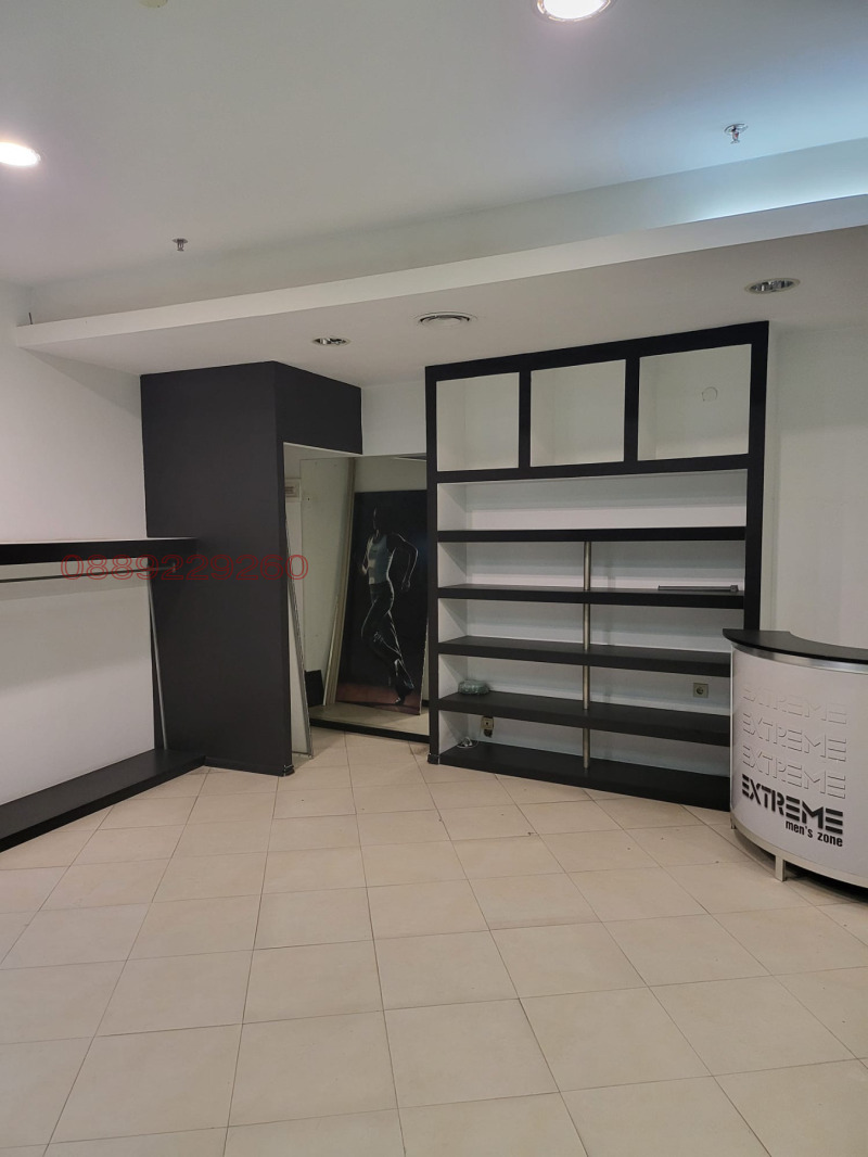 Продава МАГАЗИН, гр. Пловдив, Център, снимка 9 - Магазини - 52956526