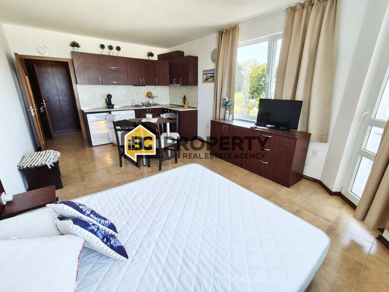 Продава 1-СТАЕН, гр. Бяла, област Варна, снимка 7 - Апартаменти - 56094818