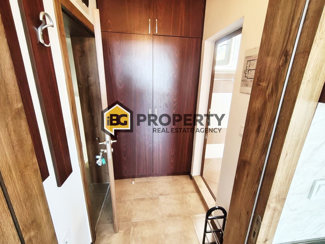 Продава 1-СТАЕН, гр. Бяла, област Варна, снимка 2 - Апартаменти - 56094818