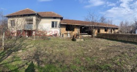 Продажба на имоти в с. Комарево, област Враца - изображение 1 