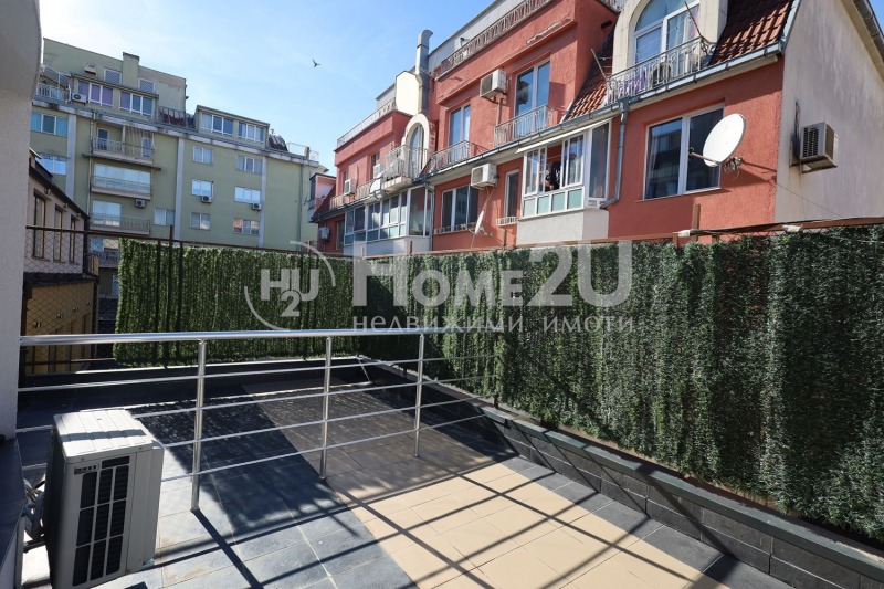 Продава МНОГОСТАЕН, гр. Варна, Център, снимка 16 - Апартаменти - 52468917