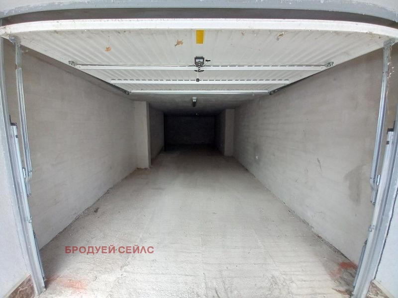 Продава ГАРАЖ, ПАРКОМЯСТО, гр. София, Дружба 2