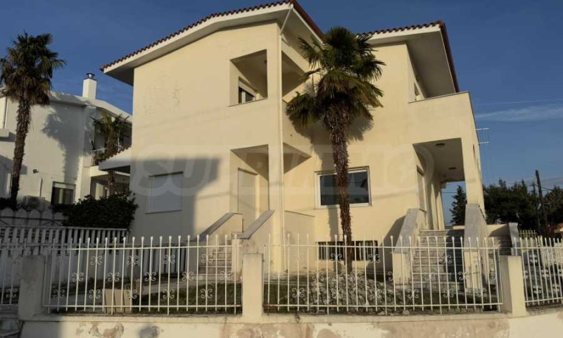 Продава КЪЩА в Гърция, Солун - 321 кв.м / 520 000 € » 1 017 031.60 лв., СУПРИММО - ИМОТИ В ГЪРЦИЯ