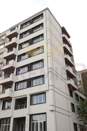 Продава  3-стаен, град Бургас