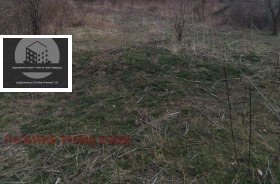 ПАРЦЕЛ, 1 600 m2